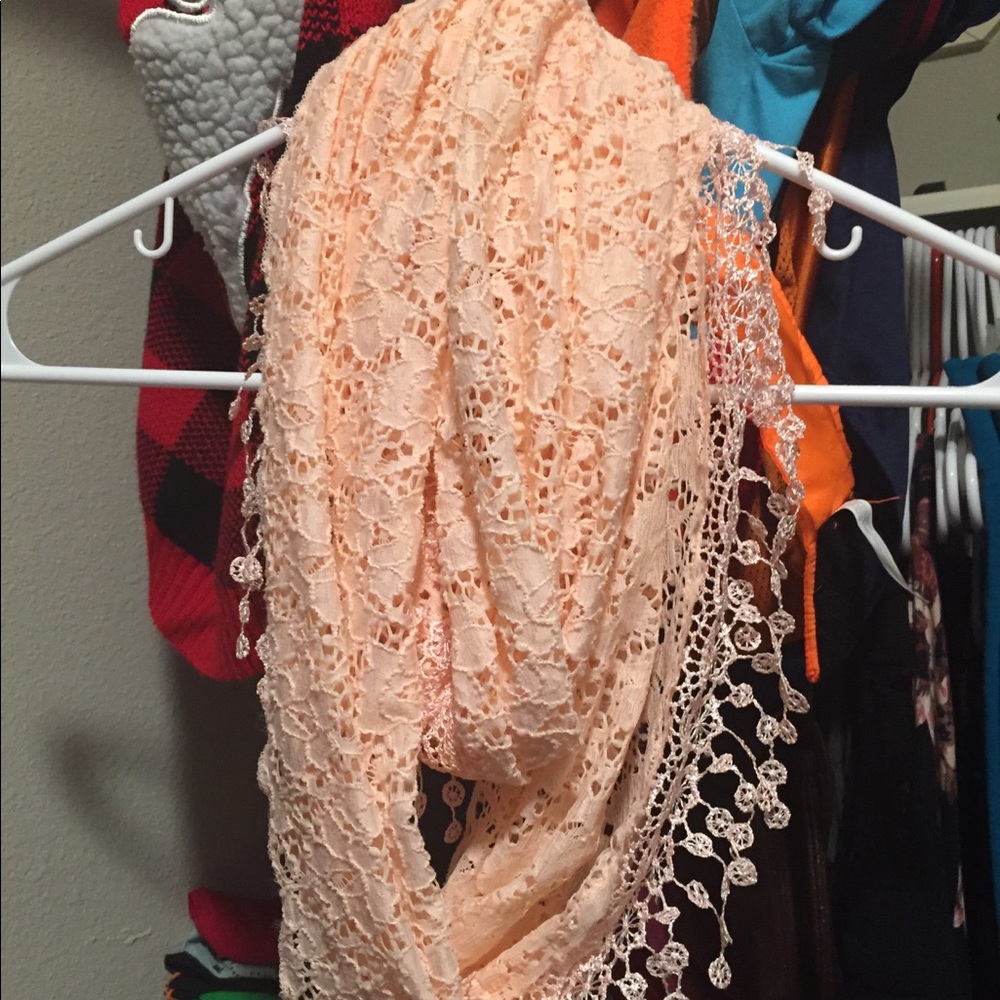Scarfs
